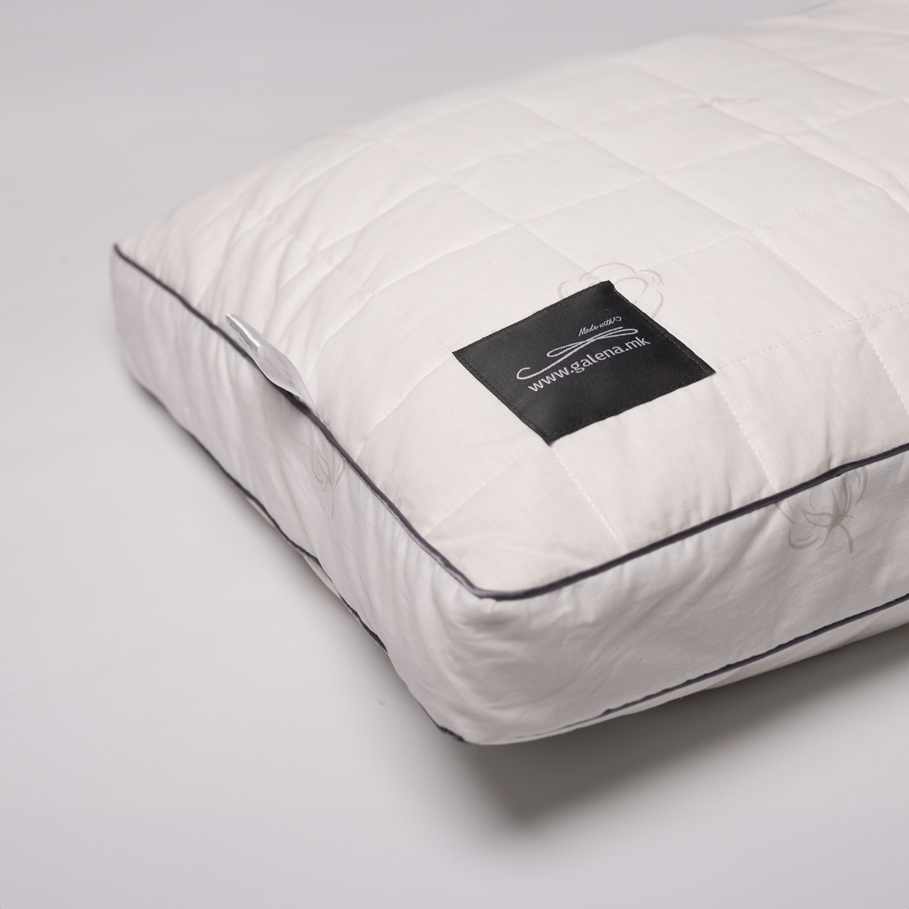 Box Cotton Pillow (3) Box-Cotton-Pillow-3
