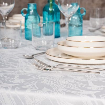 Tableclouth2c