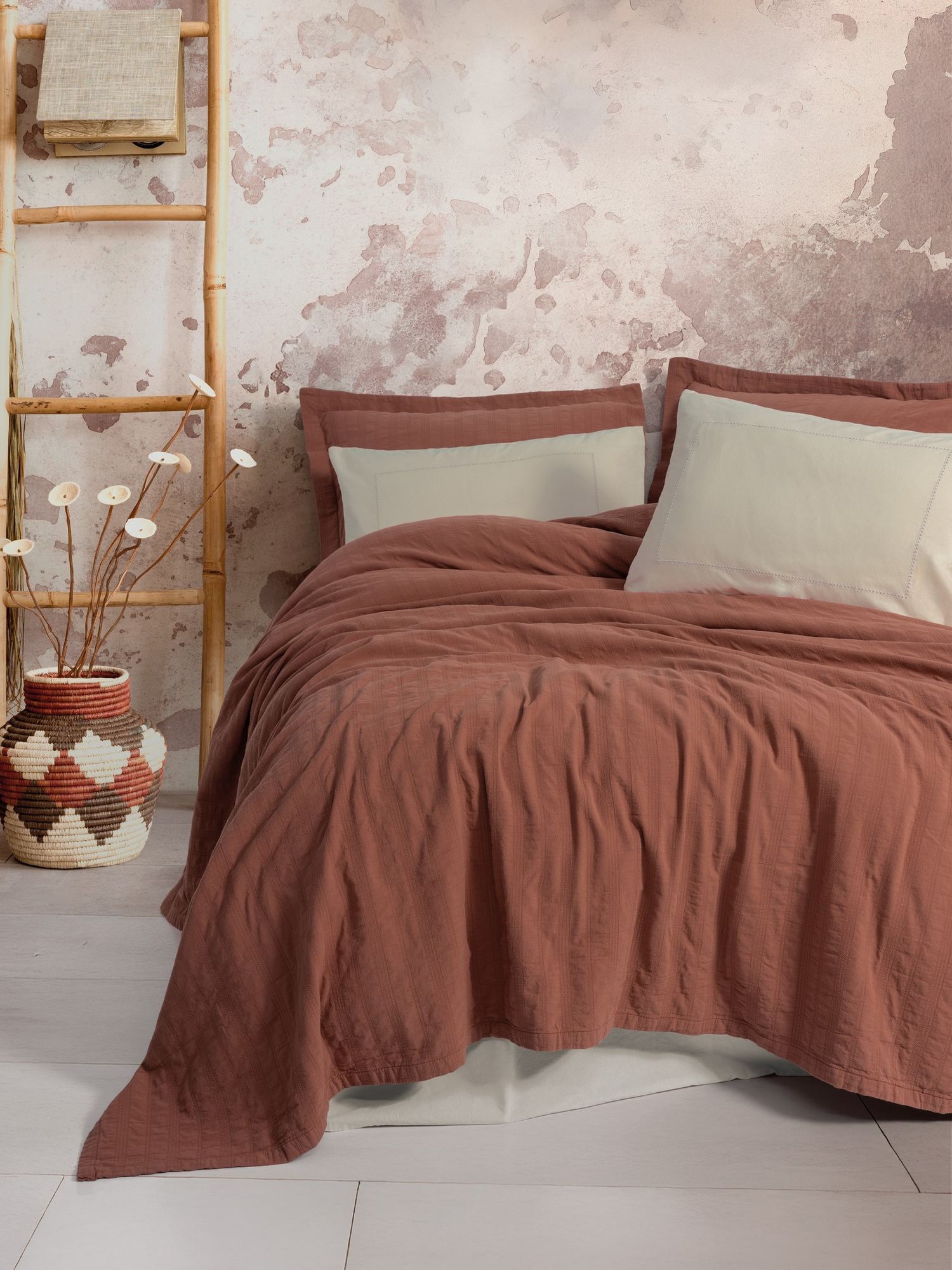 129CTN695120-201.jpg Vilo - Tile Red – Дупла Пике постелнина - Image 1