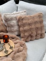 Bubble 43 - Brown – Навлака за перница - Image 2