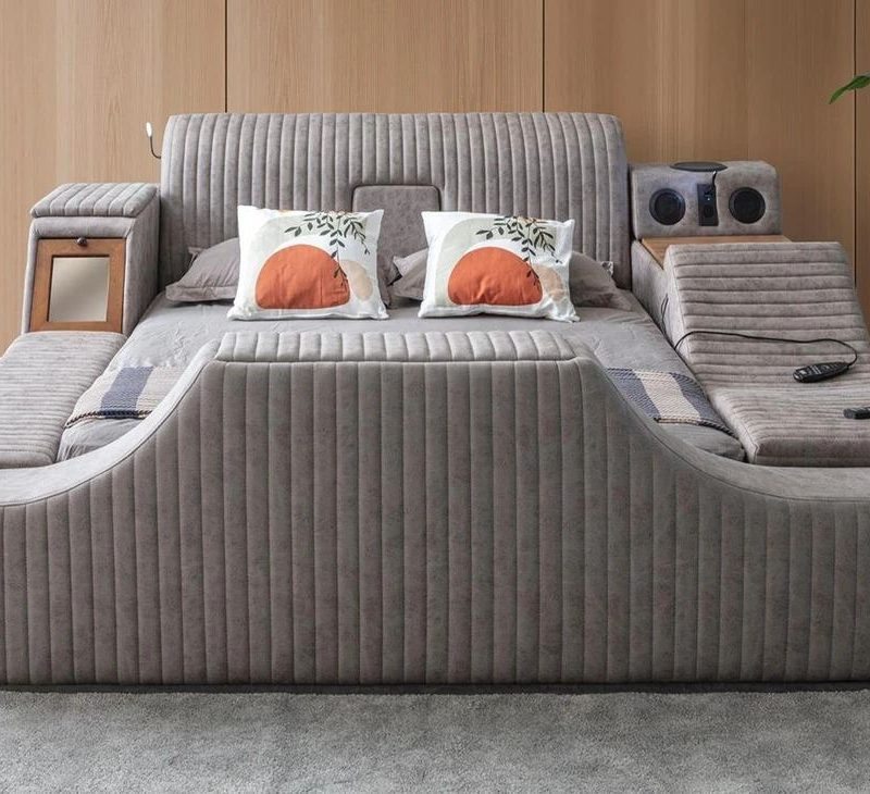 924EST130820 202.jpg