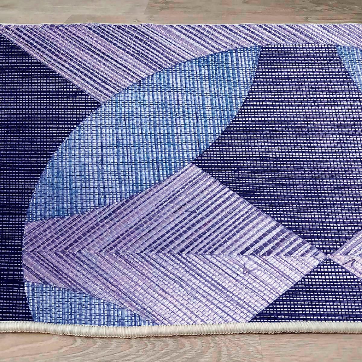 708HFT413720 206.jpg